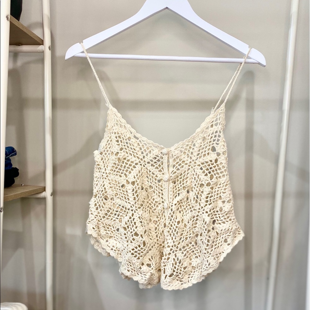 Forever 21 Crochet / Lace Nude Top Size Small